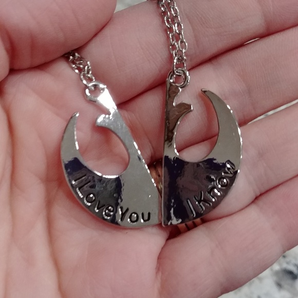 I Love You I Know Star Wars Rebel Necklace Set - Picture 4 of 4